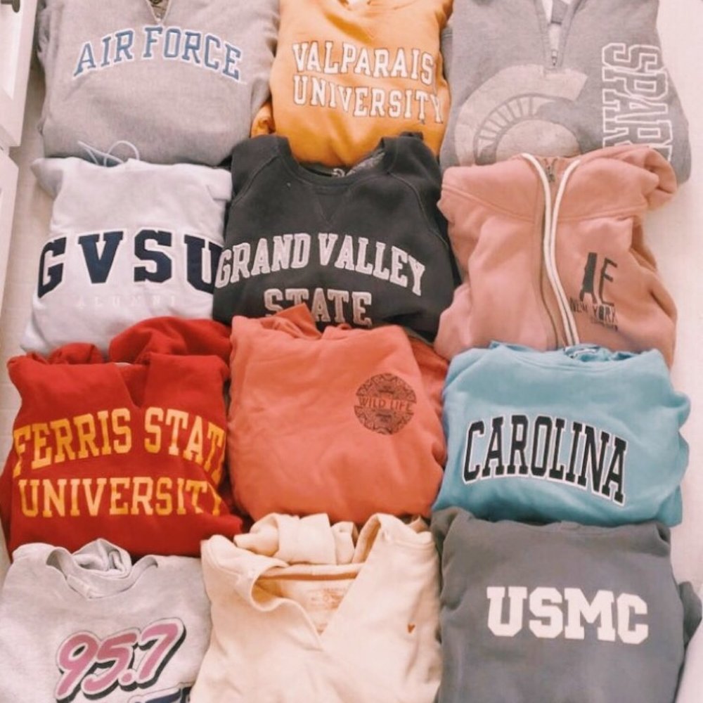 VSCO Girl Mystery Box Style Summer Bundle - Picture 2 of 4